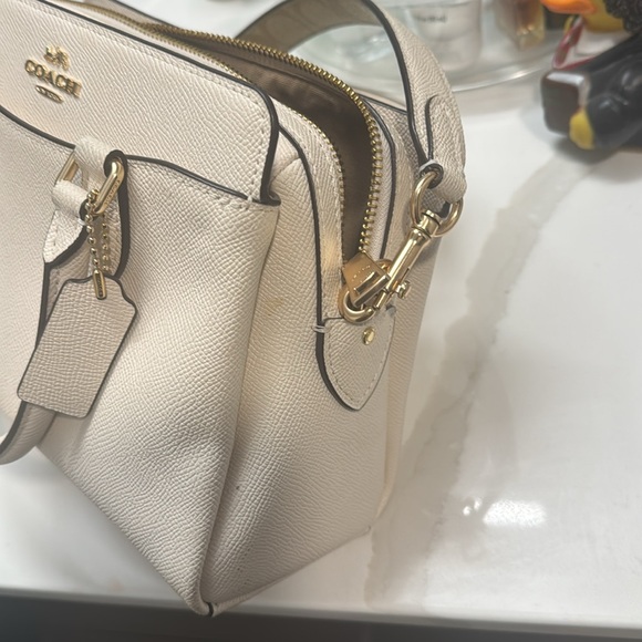 Coach Darcie Cream Leather Bag - Picture 8 of 10